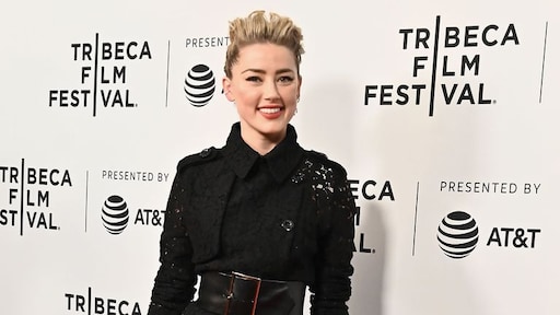 Amber Heard schittert in creatie van Nederlandse ontwerper