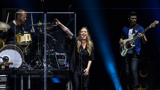 Je kunt vanavond voor een prikkie naar Anouk