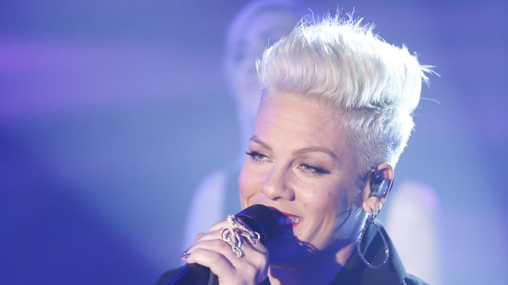 Zangeres P!nk binnen op de eertse plek