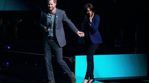 Cast van Suits wenst Harry en Meghan veel geluk