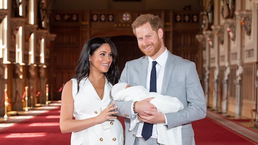 Harry en Meghan vieren Moederdag met nieuwe foto van baby Archie