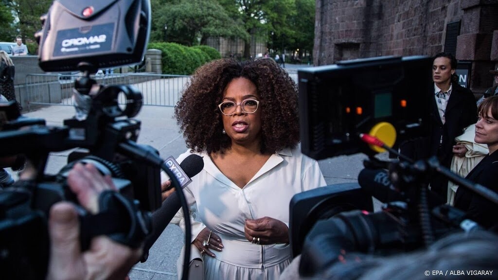 Oprah Winfrey verrast scholieren met 500.000 dollar