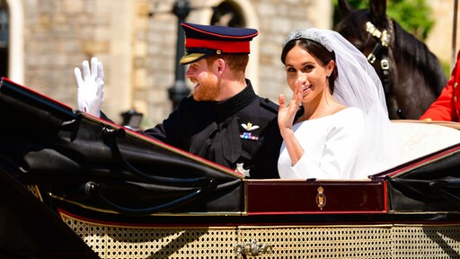 Harry en Meghan delen nieuwe huwelijkskiekjes