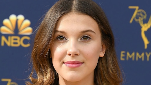 Stranger Things-actrice doet geniale Amy Winehouse-imitatie