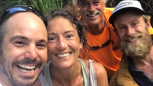 Vrouw overleeft meer dan twee weken in Hawaïaans woud: at motten en wilde vruchten