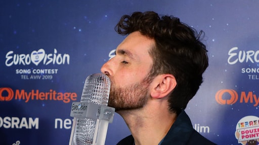 Vriend Duncan staat vierkant achter zijn liefje