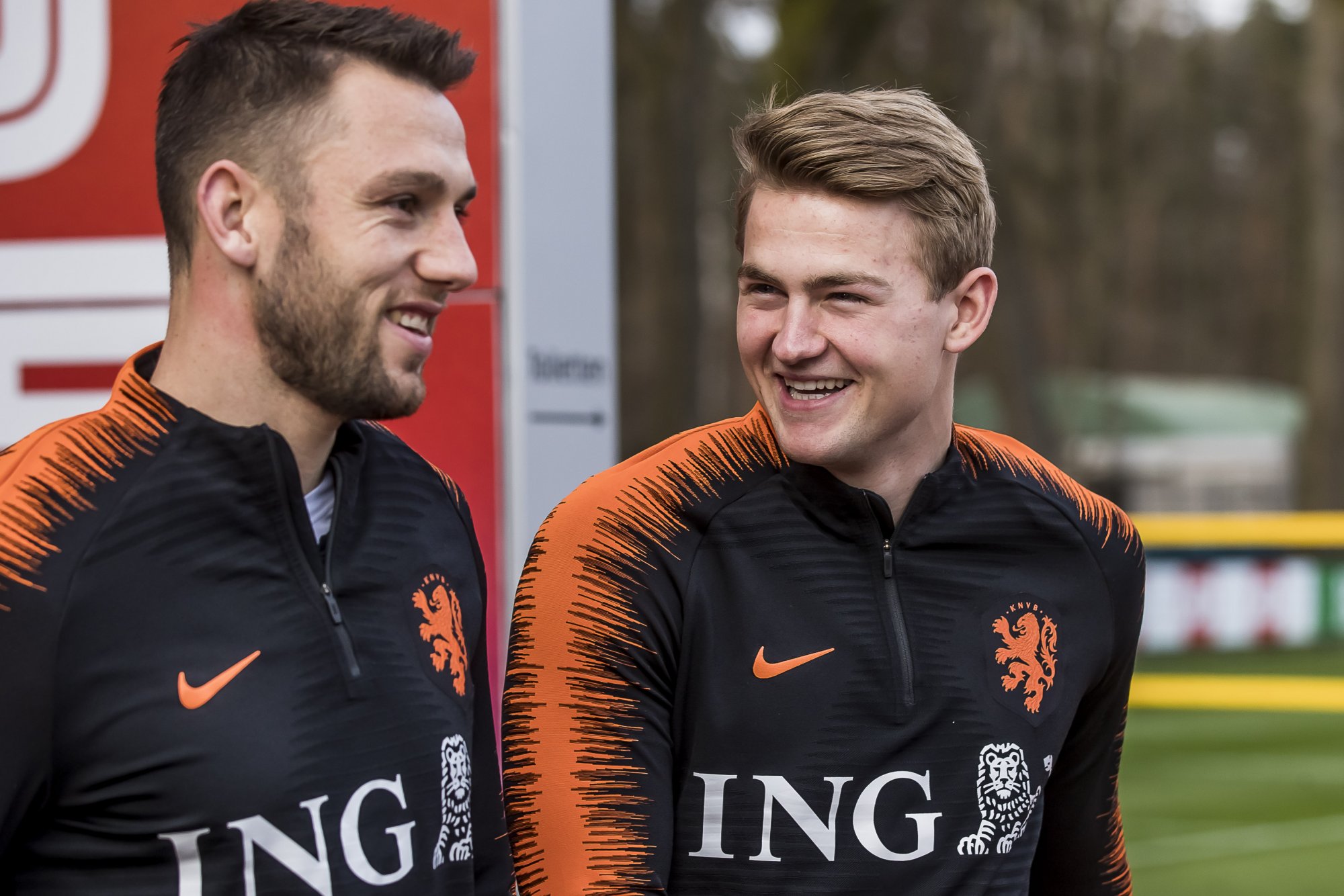 UEFA publiceert hulplijst: hoe spreek je de namen van Oranje uit?