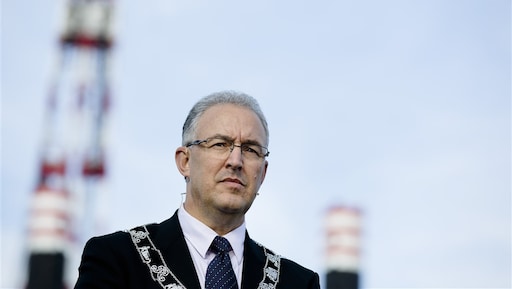 Aboutaleb over racisme in appgroepen agenten: 'Dit gaat alle grenzen te buiten'
