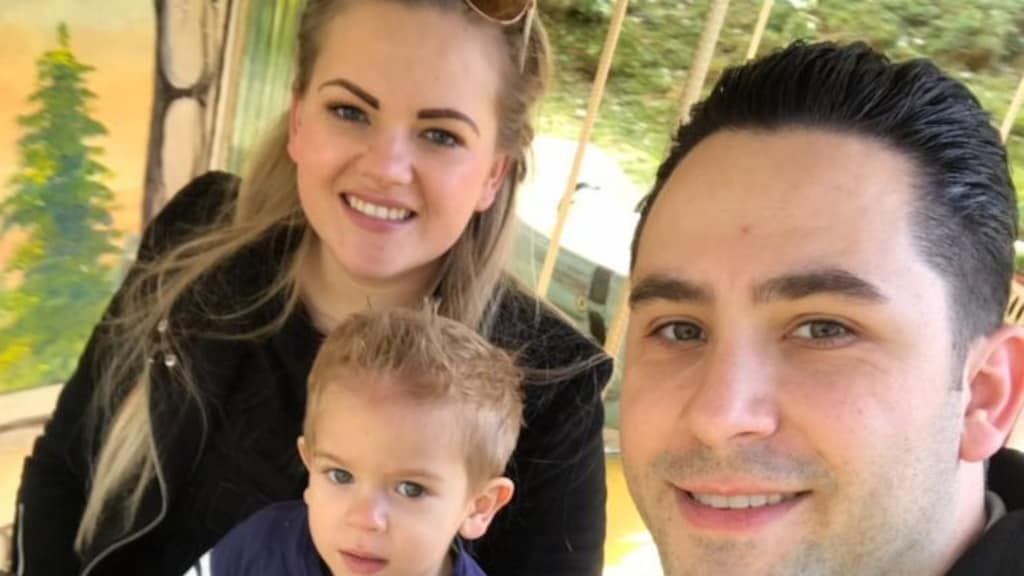 Gezin ontvlucht huis voor processierups: 'Mijn zoontje schreeuwde het uit van pijn'