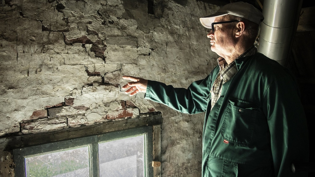 Ruim 320 schademeldingen na aardbeving Garrelsweer