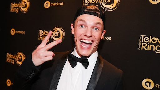 YouTuber Enzo Knol koopt peperdure Lamborghini