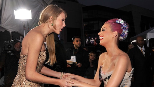 Katy Perry en Taylor Swift begraven de strijdbijl