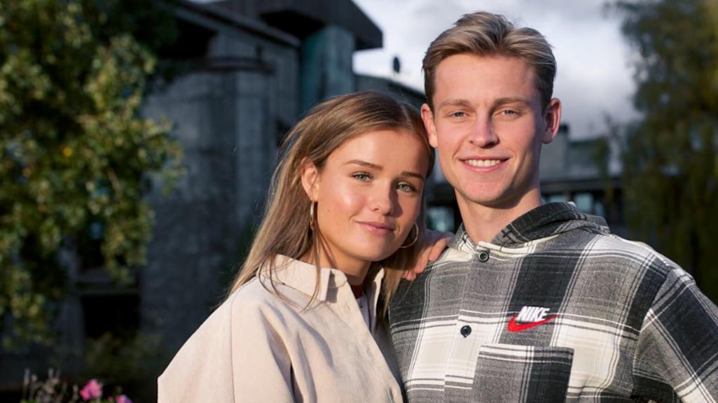 Ophef om nieuwe kledinglijn vriendin Frenkie de Jong