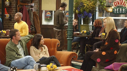 Yes! Je kan nu een kopje koffie drinken in het Friends-café