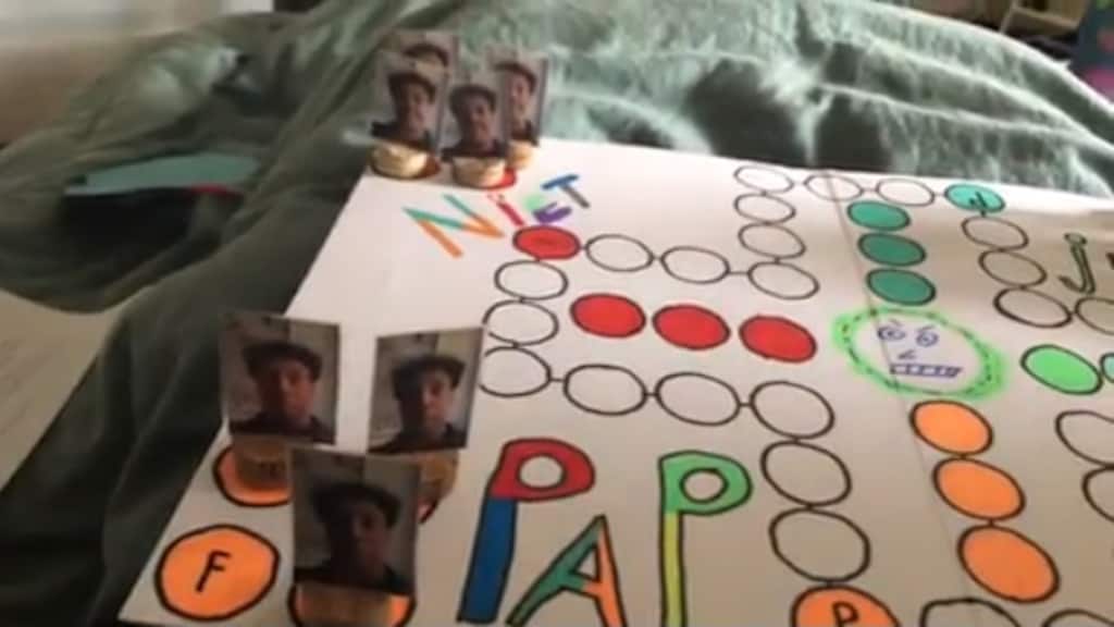 Jochem Myjer krijgt hilarisch cadeau voor Vaderdag