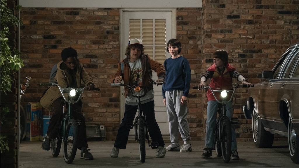 Cast van Stranger Things hint op einde serie