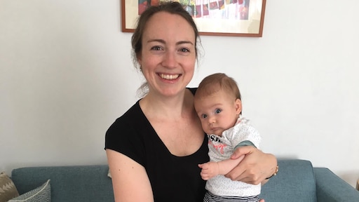 Laura wil haar kind twee achternamen geven, maar mag dat niet