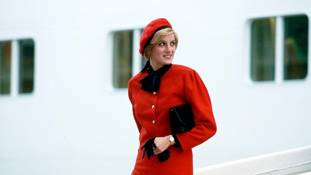 Bijzonder: outfits prinses Diana leveren tonnen op