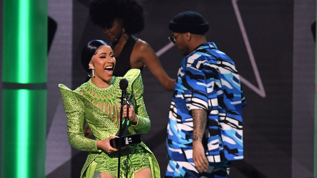 Cardi B grote winnaar BET Awards