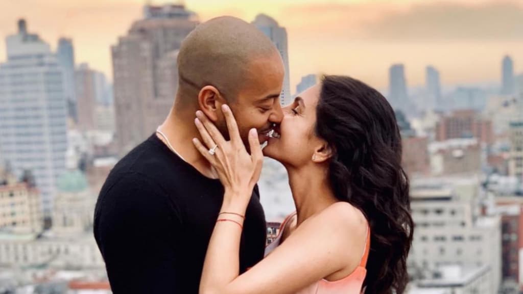 Anna Nooshin wilde verloving nog even stil houden