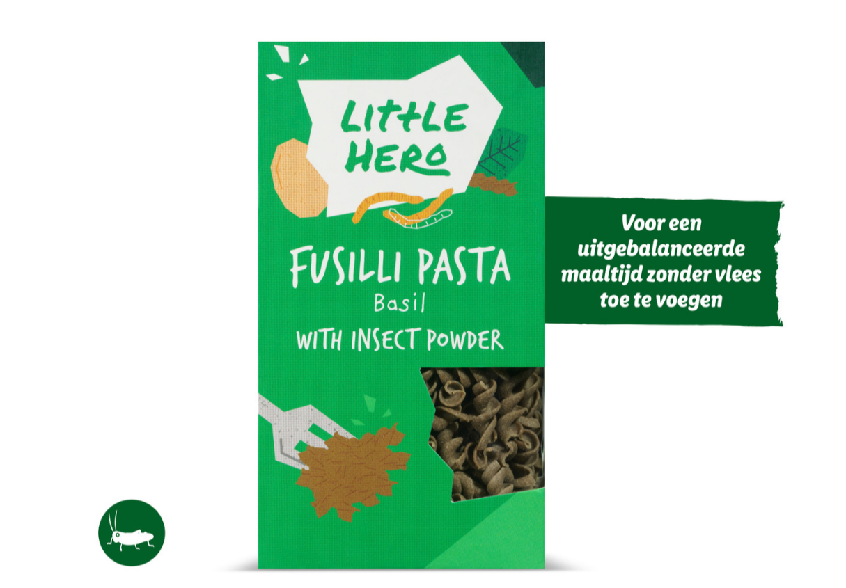 Pasta op basis van insecten. 