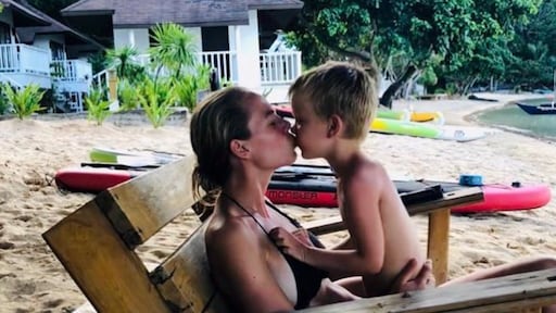 Nicolette Kluijver verrast tijdens opnames Expeditie Robinson