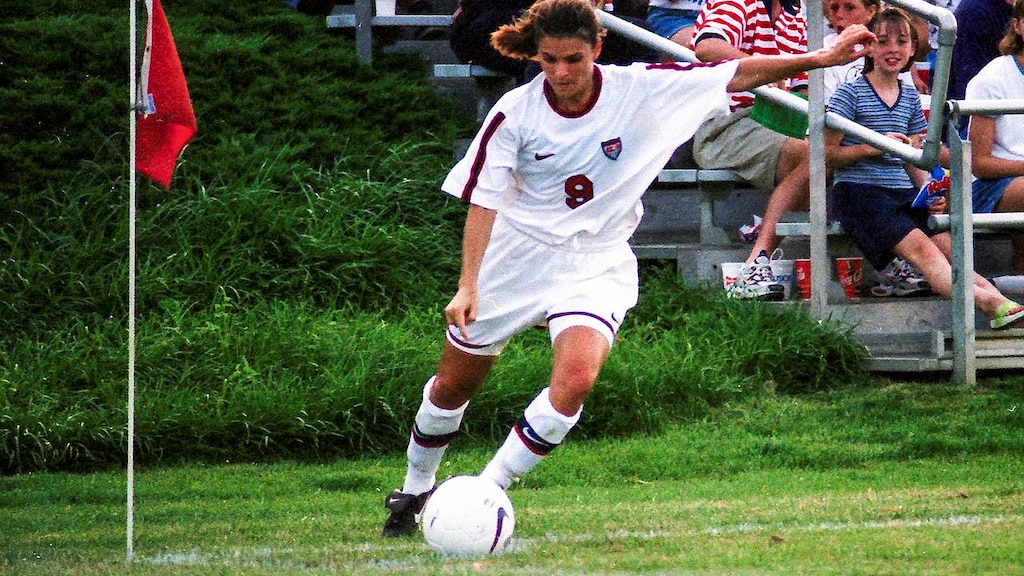 Mia Hamm in 1995.