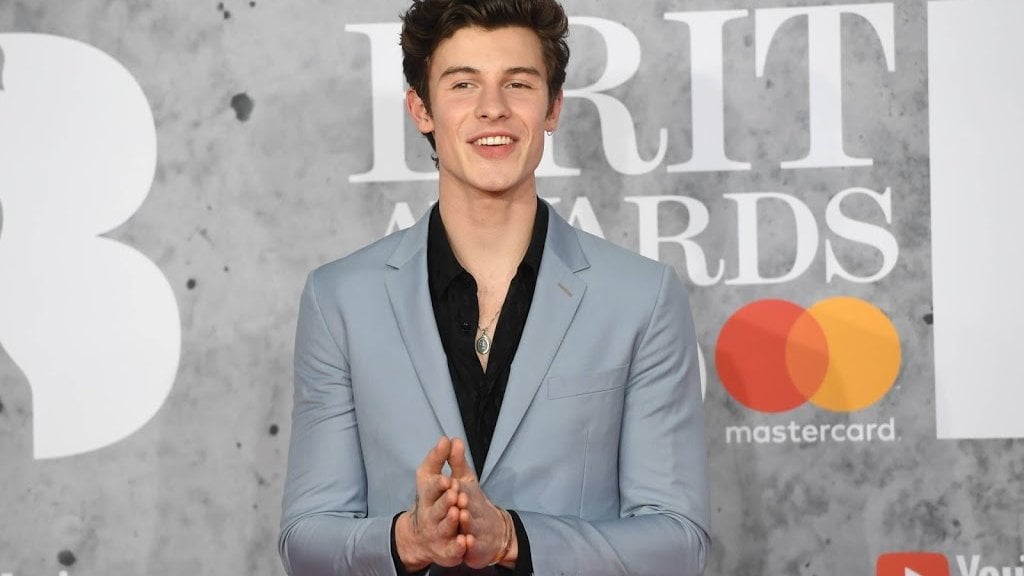 Shawn Mendes hand in hand gespot met Camila Cabello