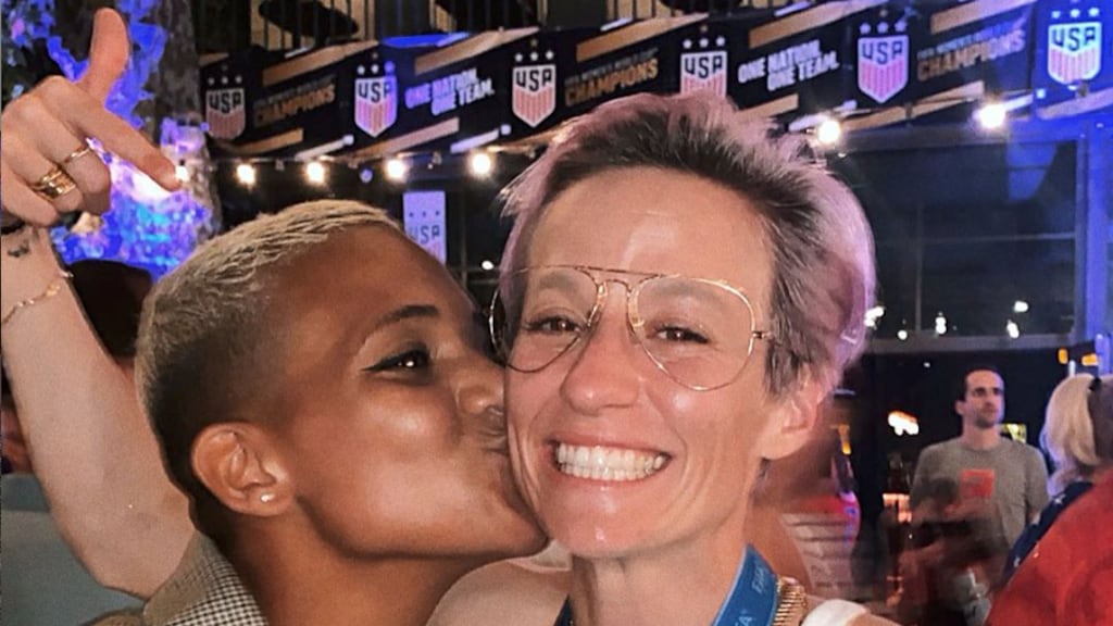 Shanice van de Sanden papt aan met Amerikaanse voetbalster