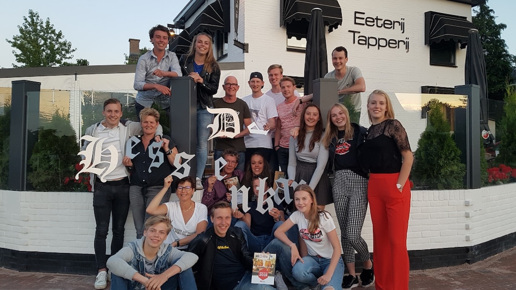 Tekort aan obers en afwassers? Dit restaurant heeft juist een wachtlijst