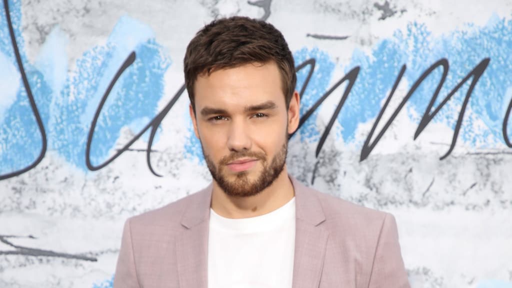 NSFW! Liam Payne laat zich van zijn meest cheeky kant zien