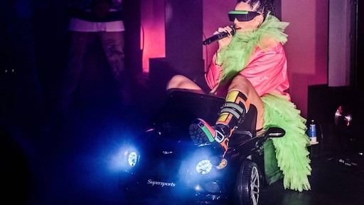 Geblokkeerde clip Famke Louise alsnog online