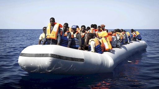 Reders móeten bootvluchtelingen redden, maar havens blijven gesloten