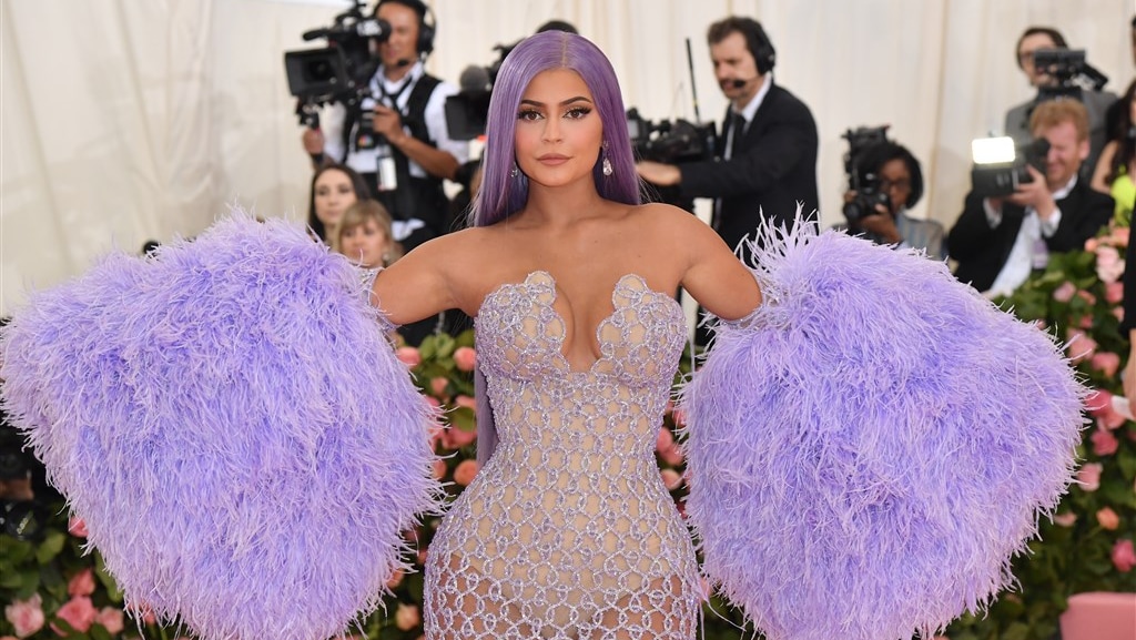 Fan probeert Kylie Jenner ten huwelijk te vragen, politie grijpt in