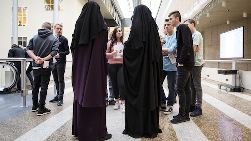 Boete voor overtreden boerkaverbod wordt 150 euro