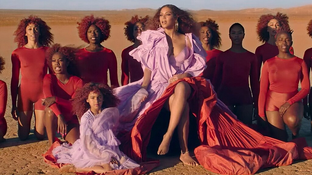 Blue Ivy schittert in videoclip Beyoncé