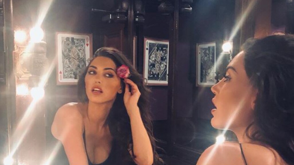 Yolanthe schakelt de hulp van haar volgers in