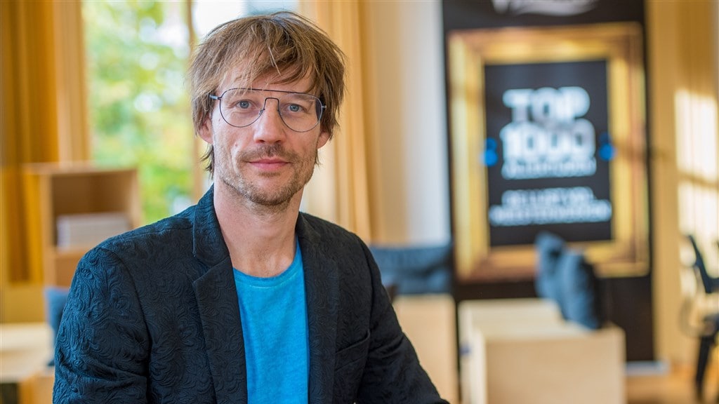 Pijnlijk: Giel Beelen verwart Rutger Hauer met Paul Verhoeven