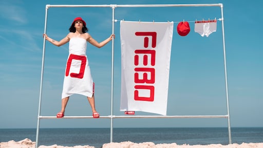 Famke Louise gezicht van allerlaatste FEBO-fashionlijn