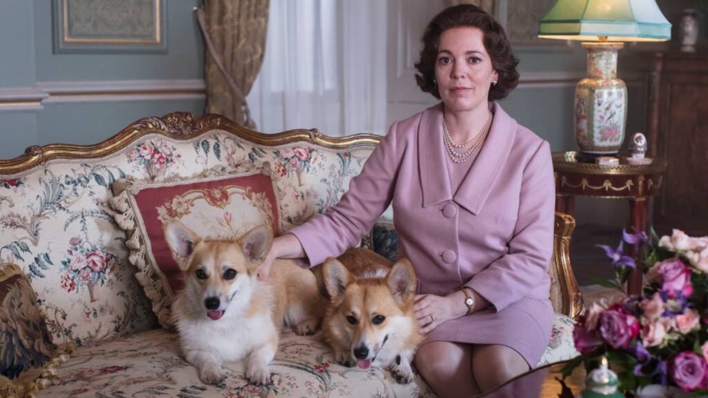 Queen Elizabeth onherkenbaar in nieuw seizoen The Crown