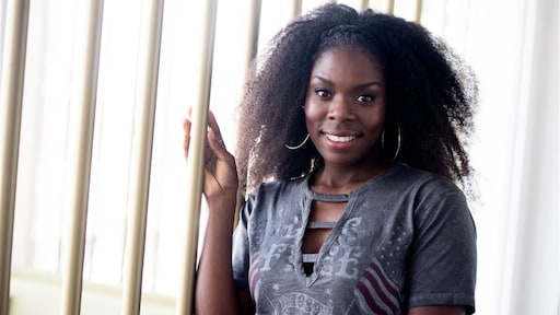 Imanuelle Grives blijft maand langer vastzitten