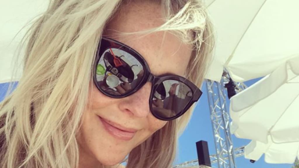 Chantal Janzen maakt megablunder op vakantie