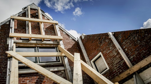 Ruim 800 schademeldingen na aardbevingen in Groningen