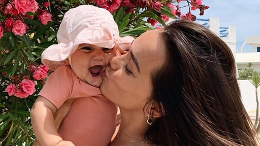 Té zoet: Bibi Breijman deelt eerste zomervakantie van Teddy