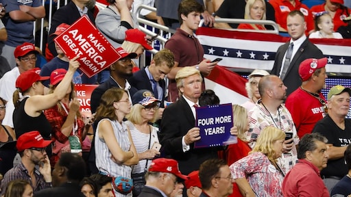 Trump-rally mag doorgaan van de rechter, zonder mondkapje of afstand