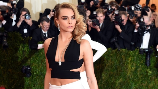 'Cara Delevingne en Ashley Benson zijn getrouwd'