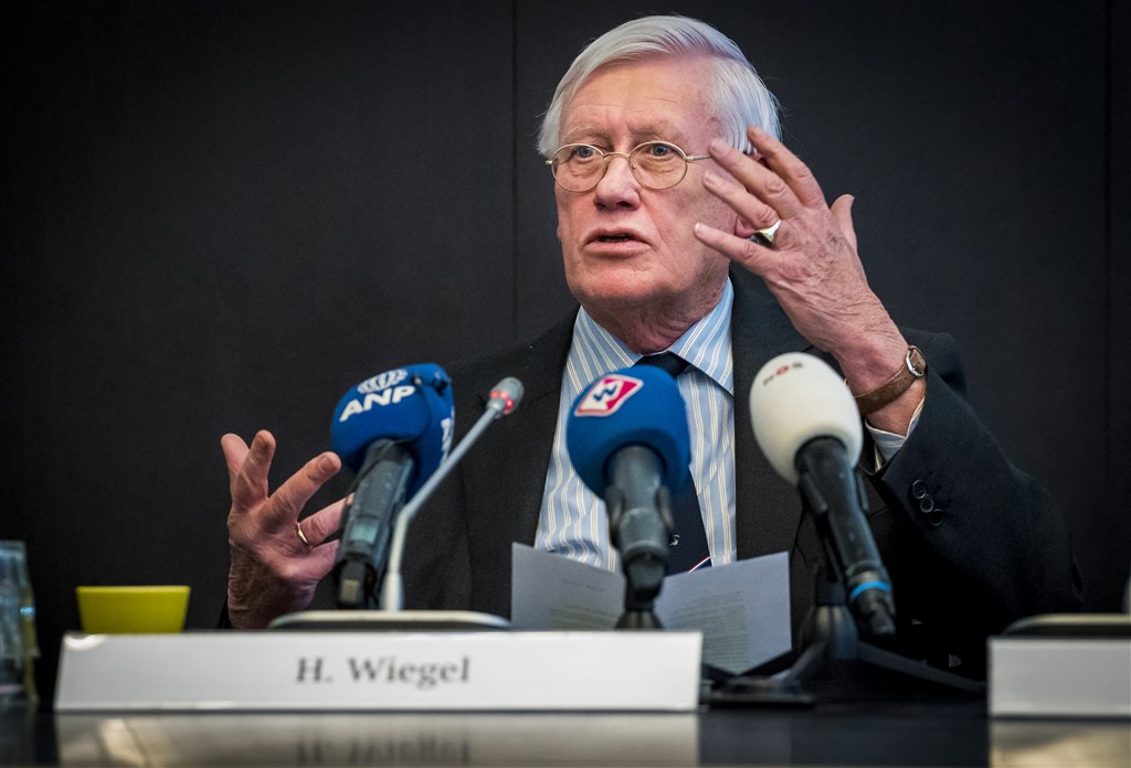 Oud-politicus Hans Wiegel (78) getroffen door licht herseninfarct