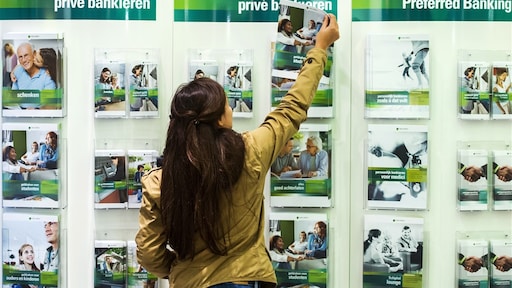 Alle ABN-klanten worden doorgelicht: hoe gaat de bank dat doen?