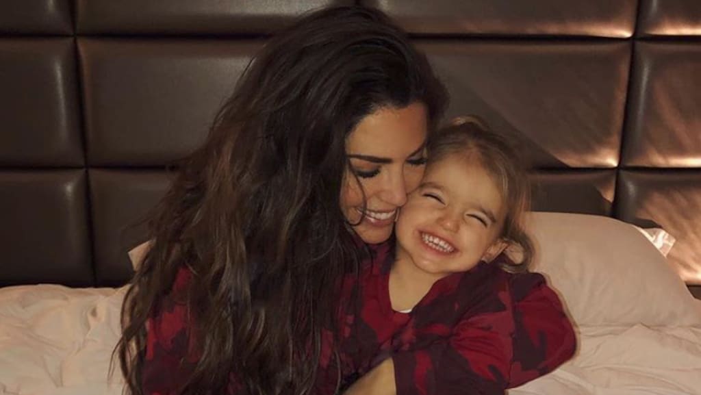 Lief: Yolanthe krijgt geen genoeg van Xess Xava
