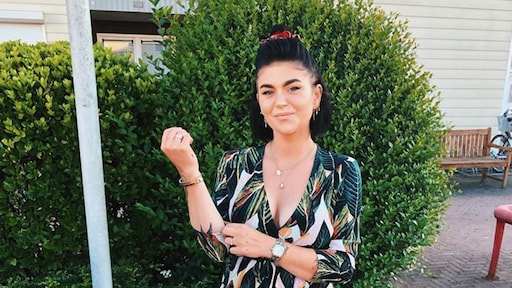 Roxeanne Hazes noemt zichzelf een 'klootzak'